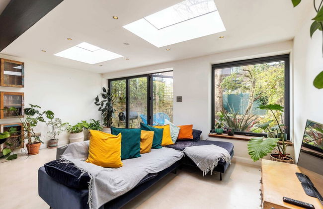 Spacious and Charming Brixton Home - Foto 17