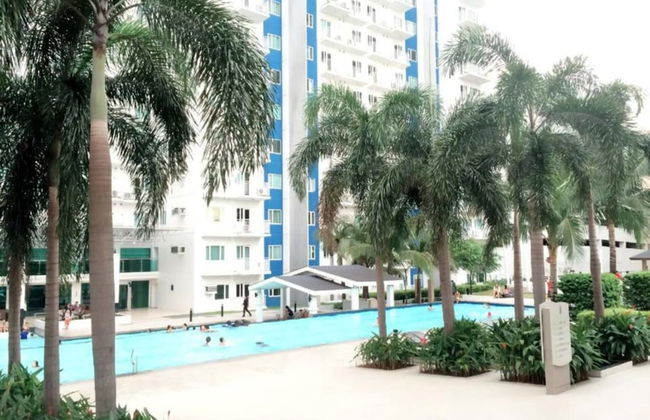 Grass Residences - Condo - Photo 17