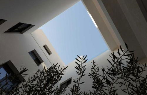 Experience Penthouse by Athens Riviera Suites - Photo 38