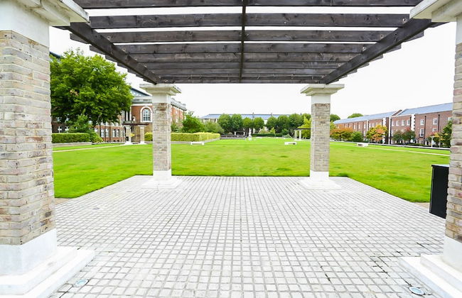 Modern 2 Bedroom Apartment - Foto 48