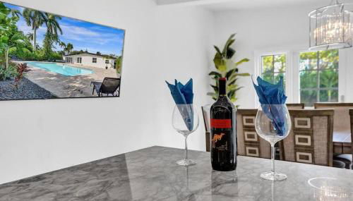 New ! Pool House 3-bedroom Home Victoria Park - Foto 2