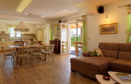 Villa Stella Polaris for 8 persons in Central Istria with private pool, sea view, large garden & kids playground - Foto 12