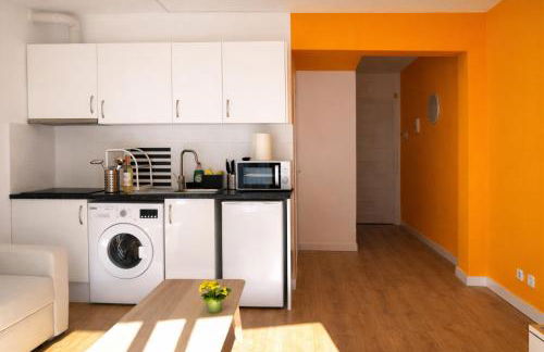 Beachfront apartment with sea views - Foto 6