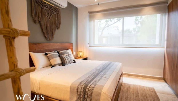 Prime Location 2 BR Apartment With Natural Ligthed & LX Amenities by Waves Management - Foto 4, Habitación