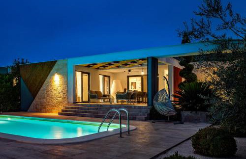 Villa Royal Green Two - Photo 61