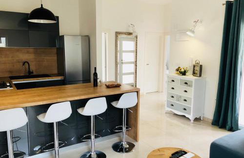 Holiday House Tesser with Pool - Foto 34