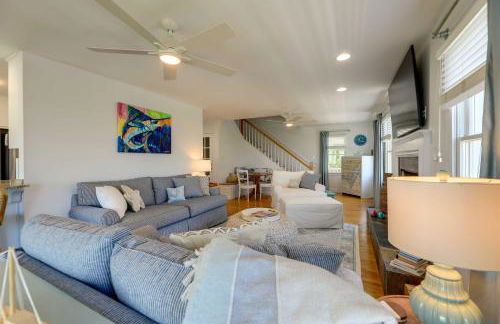 Waterfront Home with Screened Porch and Sunsets - Foto 4