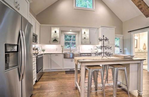 Hootenanny at Horton Creek Creekside Escape! - Photo 5