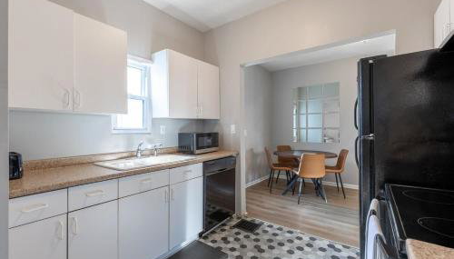 Lil Nugget Cozy Retreat with Private Fenced Yard - Foto 3