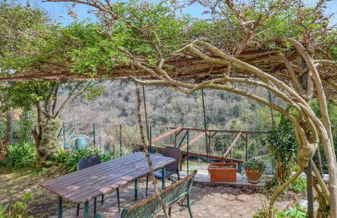 3 Bedroom Awesome Apartment In Camogli - Foto 10