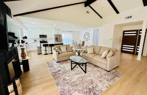 Canyon House, Pool, Yard, BBQ, 14mi to Six Flags - Foto 2