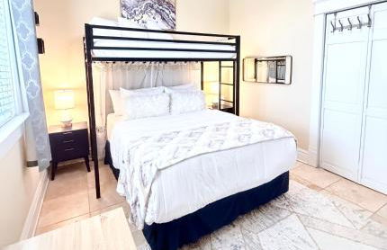 Hyde Park Lux Dual Townhouse Retreat w Gym & Sauna Sleeps 16 Walkable - Foto 24