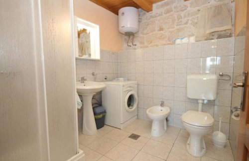 Holiday house with a swimming pool Stokovci, Central Istria - Sredisnja Istra - 7277 - Foto 23