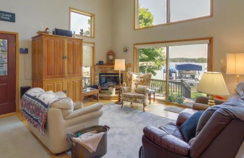 Lakefront Vandalia Home with Boat Dock and Gas Grill! - Foto 4