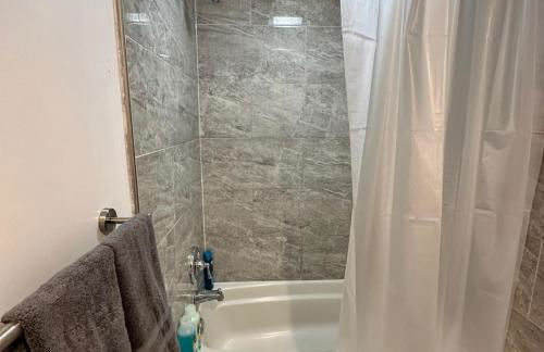 Affordable 3BR Near NYC & MetLife Stadium - Foto 32