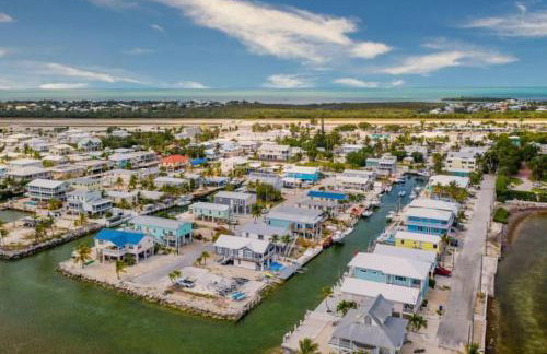 Ocean Breeze Oasis with great boating access - Foto 13