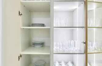 Apartamento espaçoso com ar condicionado e Wi-fi, a 100 metros da praia - Edifício Estoril - Foto 3