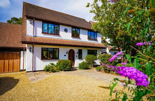 Bright & Spacious 5-Bedroom Stay near Cambridge - Foto 10