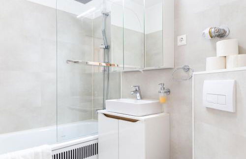 Relax-Apartments - Indoor-Pool - Sauna - Küche - kostenlos Parken - Balkon - teilweise Massagesessel - 85 Zoll Smart-TV - Foto 30