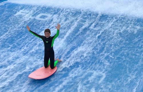 Skylark sleeps 8 private Hot Tub & Dogs welcome Nr Padstow, Resort Pool Bar & Watersports - Foto 43