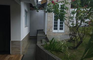 Casa de temporada em Lindoia - PISCINA, FOGÃO A LENHA, CHURRASQUEIRA - Conforto e privacidade - Foto 73