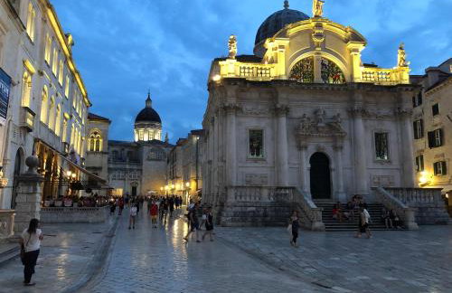 6 Tiha ulica - Foto 16