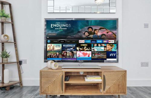 Comfy 4 Bed, Sleeps 8, fast WIFI, Contractor friendly - Foto 19