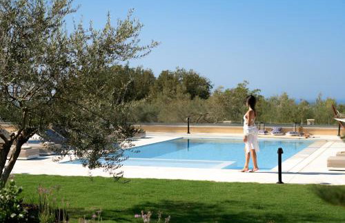 MaYa Villa, Heated Pool Estate near Rethymno and all amenities! - Foto 3
