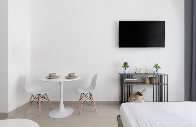 Shining studio in Laya Heights - Photo 5