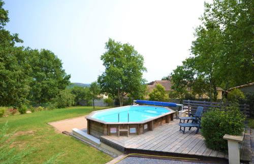 Alluring Holiday Home in Largentière with Pool - Foto 8