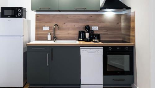 Côté cour - Gare centre, tout équipé, climatisé, linges fournis - Foto 5