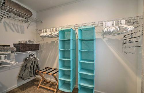 Lakefront Home with Deck, Fishing Dock and Canoe! - Foto 22