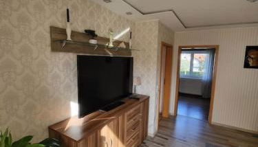 Schöne Wohnung mit eigenem Eingang und Parkplatz - Foto 2