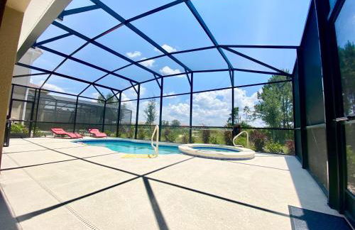 Marvelous Villa, South facing pool and hot tub, themed bedrooms near Disney - Foto 9