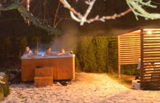 Lawendowo- sauna, jacuzzi, domki w ogrodzie i apartamenty w kamienicy - Photo 57