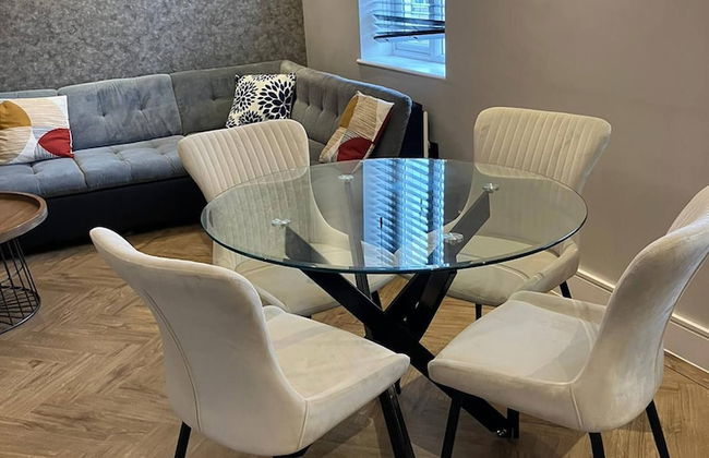 Skyvillion -4bed Cozy Cockfosters Apt Mins To Tube - Foto 22