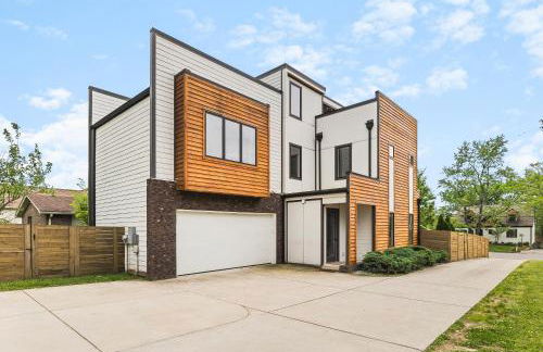 Modern Luxury with Rooftop Deck, 3 mi to Downtown - Foto 40