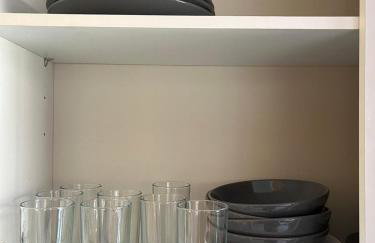 Giga Residential 4 Bedrooms, 8 guests , Near City Centre, Arcade Machine, Sky TV, Netflix, Free Wifi, Free Parking - Foto 24