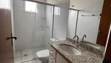 apartamento mobiliado 2 quartos com ótima localização - Foto 5