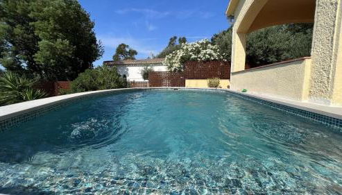 Casa Mas Fumats con piscina terraza y garaje AV-49 - Photo 3