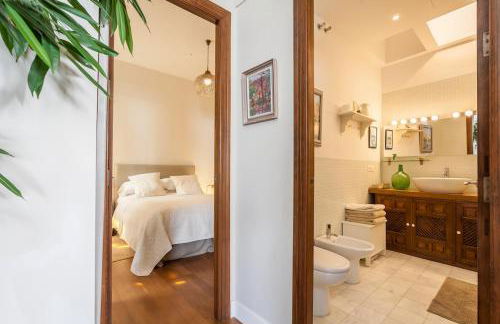 PENTHOUSE IN RESTORED c19TH HOME - Foto 13