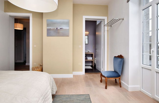 Luxurious Holiday Home in Courtil with Hot Tub - Photo 10