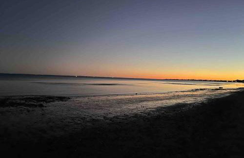 Bobby's Beach Bungalow - Foto 8