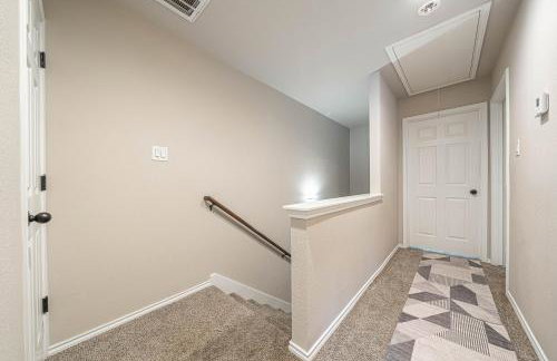 Gorgeous, Brand New 3 Bedrooms Home- Near SeaWorld & Lackland AFB - Foto 38
