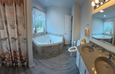 Pocono Escape - Modern & Cozy - Foto 13