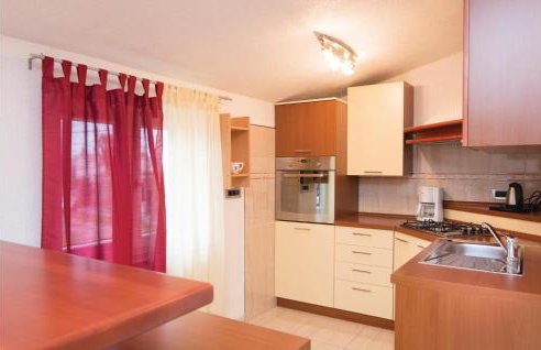 Lovely Home In Nedescina With Wifi - Foto 19