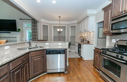 World Cup Stay Near Six Flags & Downtown - Foto 15