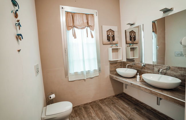 Angelica Home - Photo 37