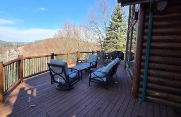 Coopers Run Five Bedroom Log Home with Hot Tub Pool Table and Views - Foto 47
