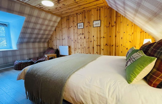 Traditional Highland Cottage Near Loch Ness-sleeps 6 - Foto 9